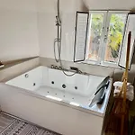 빌라 Tite 오비에도